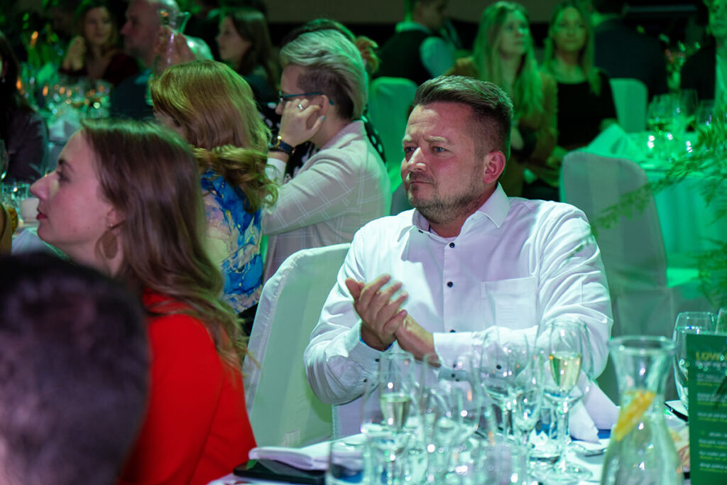 “Love Is in the Air” Dinner and Party