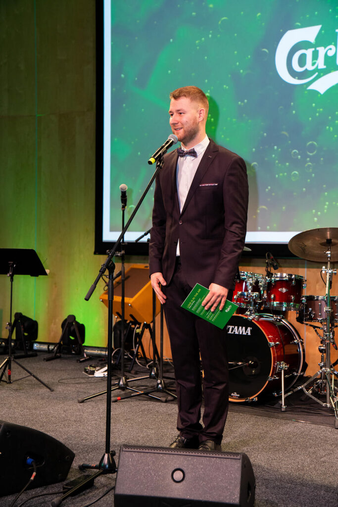 “Love Is in the Air” Dinner and Party