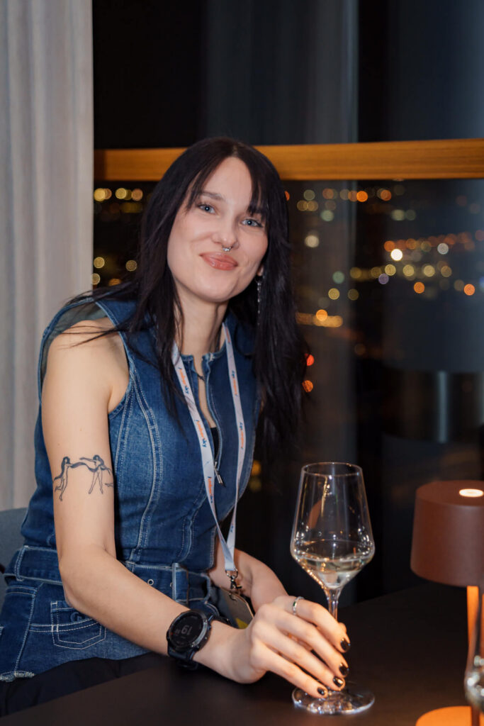 SkyLine Bar Party